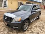 A picture of Mercedes Benz GLK350