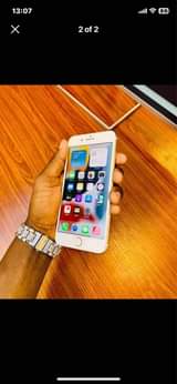 A picture of iPhone 7 gb128