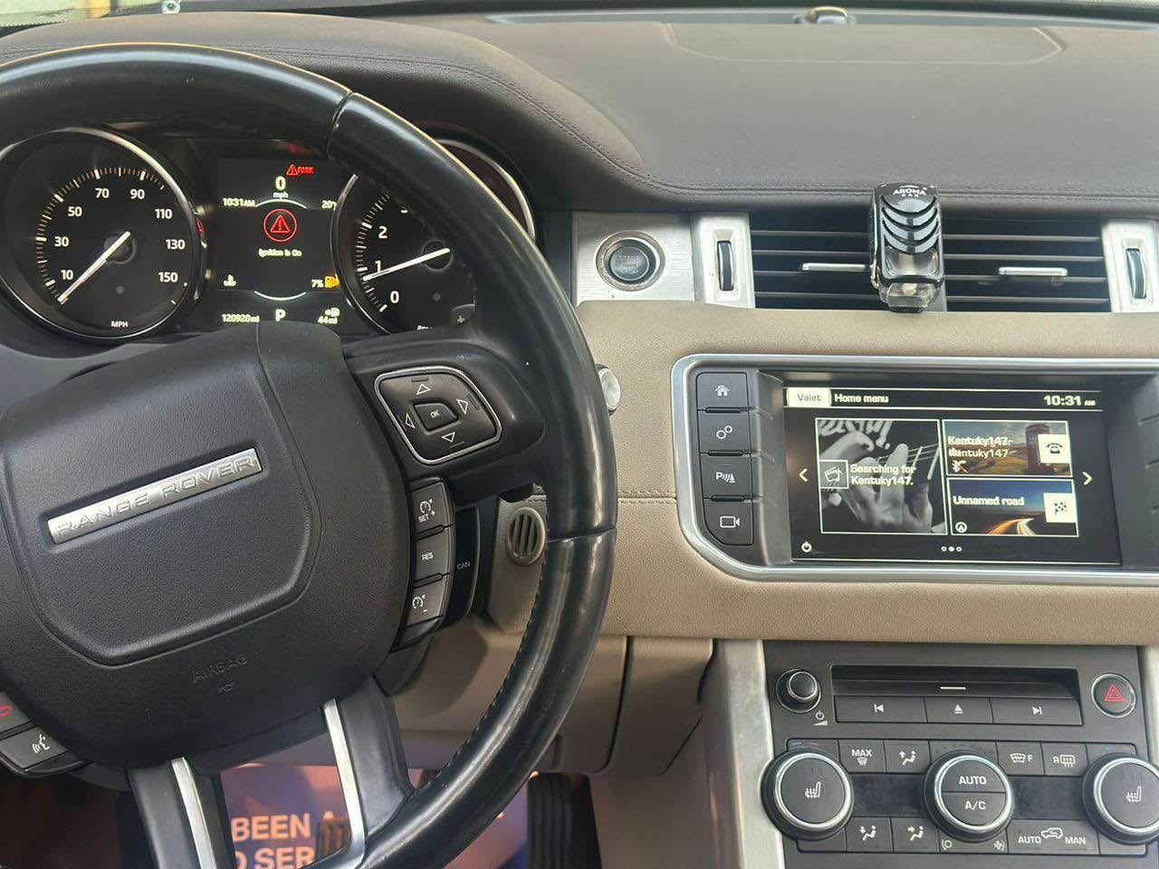A picture of Range rovers 2016model 35m slightly negotiable