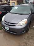 A picture of TOYOTA SIENNA 2006 07