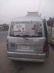 A picture of Old Hijet mini bus everything is working price 1 4m