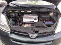 A picture of Toyota sienna 2006