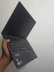 A picture of Lenovo x1 carbon core i5
