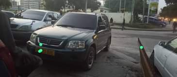 A picture of HONDA CR V
