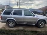 A picture of First body Nissian pathfinder