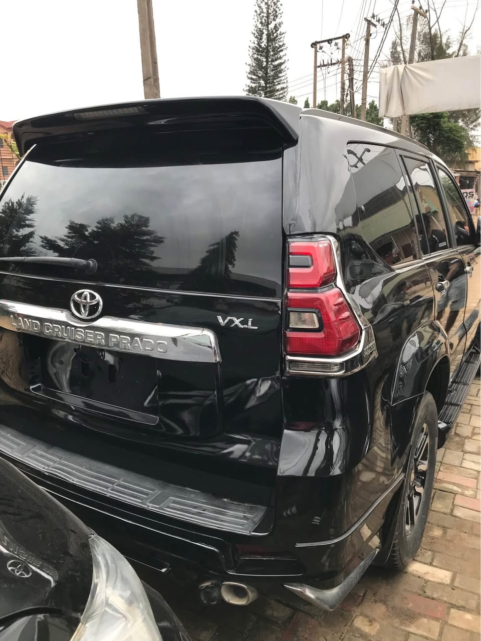 A picture of Neat Toyota Prado 2022 Upgraded