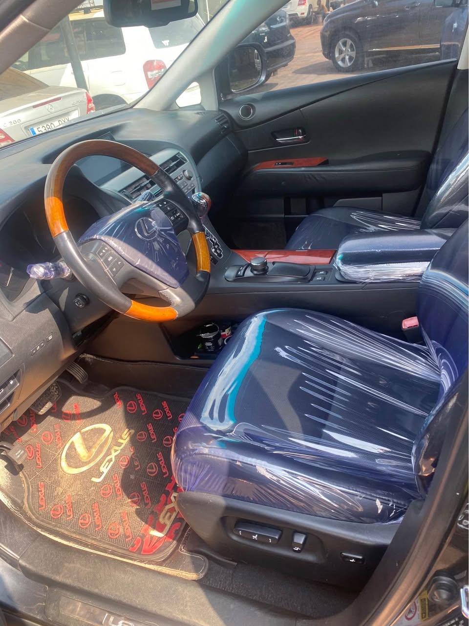 A picture of Lexus Rx350 2013