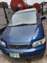 A picture of Honda Odyssey shuttle 1998