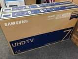 A picture of 410 000 last price for 32inch flat screen TV brand