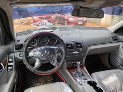 A picture of Clean 2008 MB C300