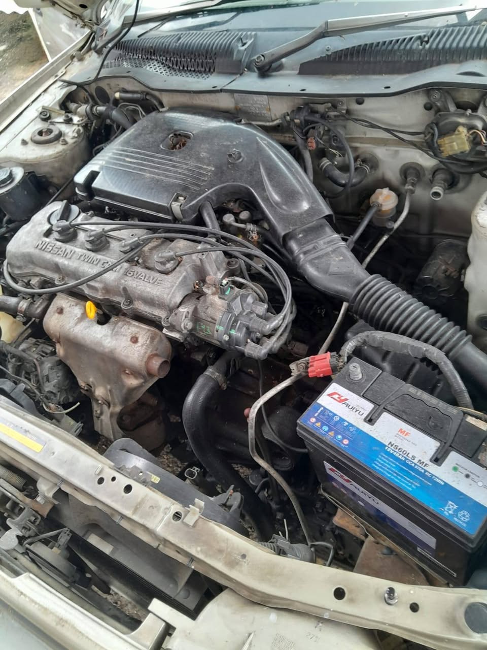 nissan b13