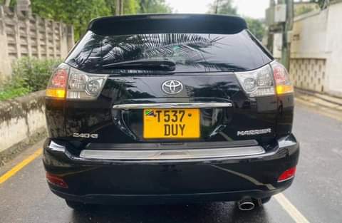 A picture of TOYOTA HARRIER