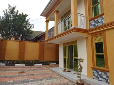 A picture of  MONEY NEEDED SO URGENTLY Flat House for sale 3