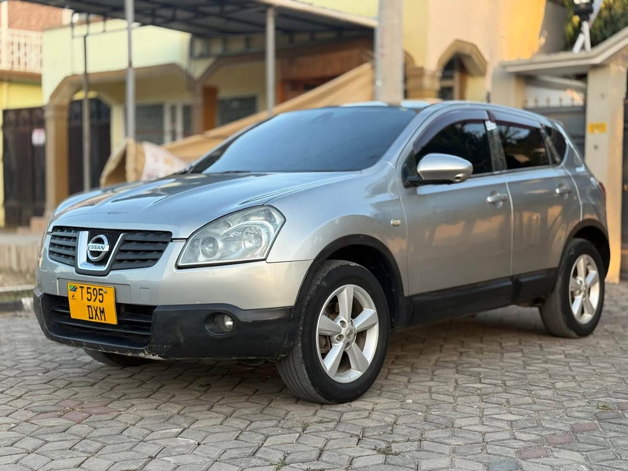 A picture of NISSAN DUALIS