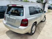 A picture of TOYOTA KLUGER Model 2006 07 Engine Capacity 2400 cc 4