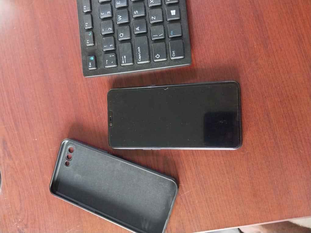 A picture of OPPO A3S 4gb RAM 64gb ROM