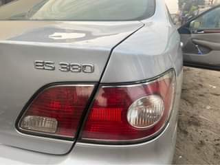 A picture of Es 330 lexus works perfectly exactly like Toks