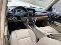 A picture of Mercedes Benz