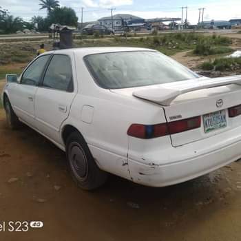 A picture of Hot dealtoyota camry 1999 model with sound engine and gear