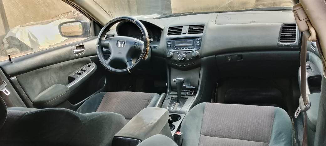 A picture of QUICK SALES HONDA ACCORD EOD 2004