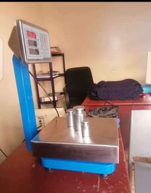A picture of Digital weighing scales