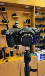 A picture of JIPATIE CAMERA MPYA NA USED NA VIFAA VYA PHOTOGRAPHY NA