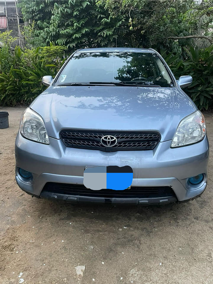 A picture of TOYOTA MATRIX 2006