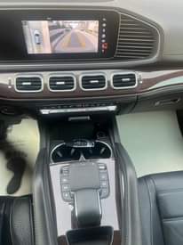 A picture of Mercedes Benz GLC300