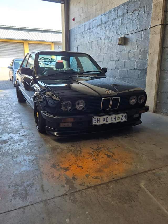 bmw e30