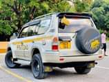 A picture of TOYOTA PRADO