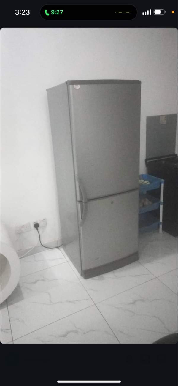 classifieds/fridges