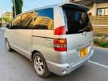 A picture of Toyota Noah new shape