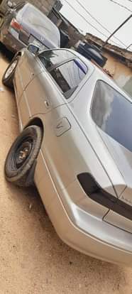 A picture of Toyota Camry 2001 Sound engine and gear AC 4 plugs