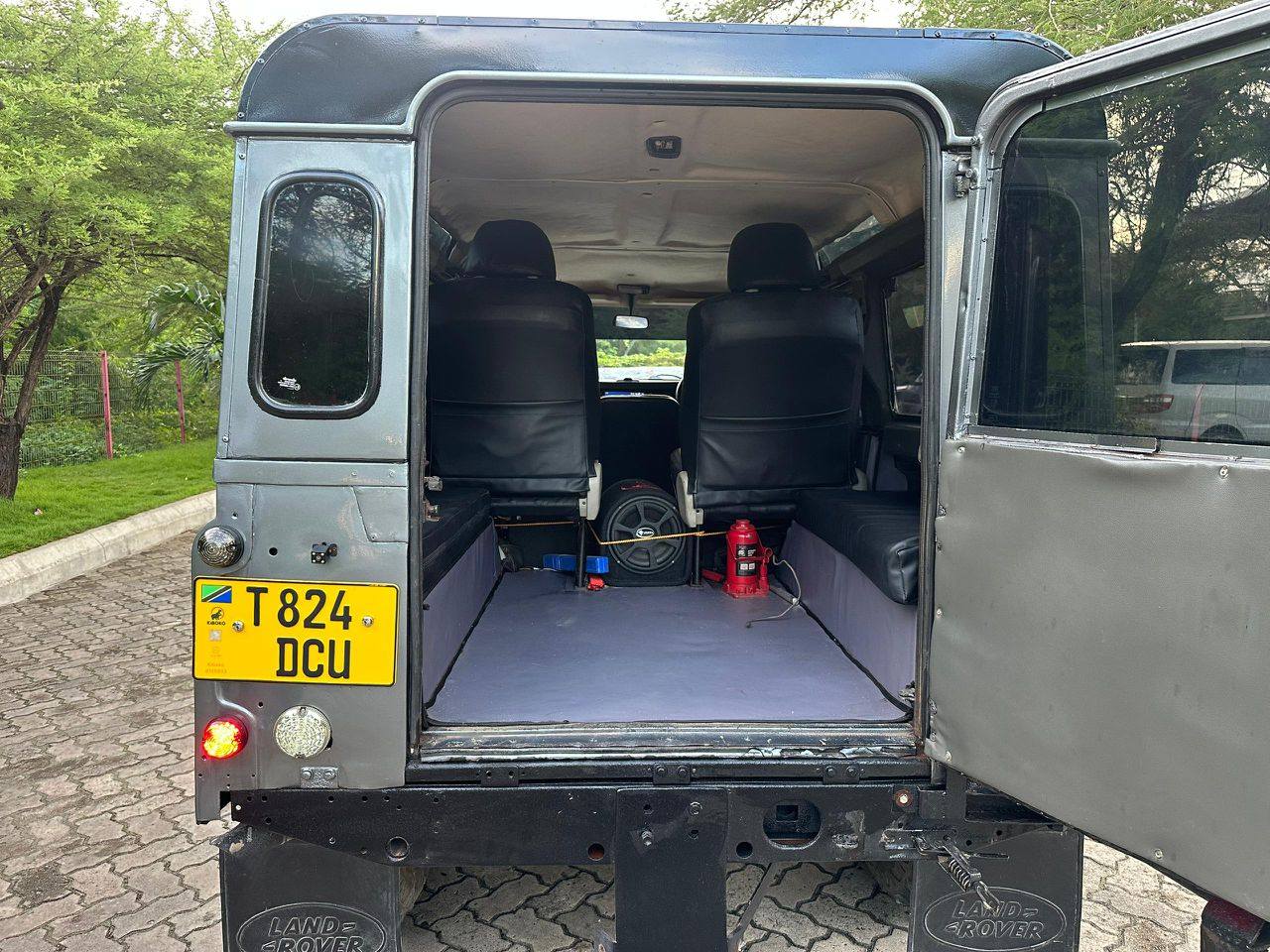 land rover defender