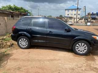A picture of Toyota Pontiac vibe