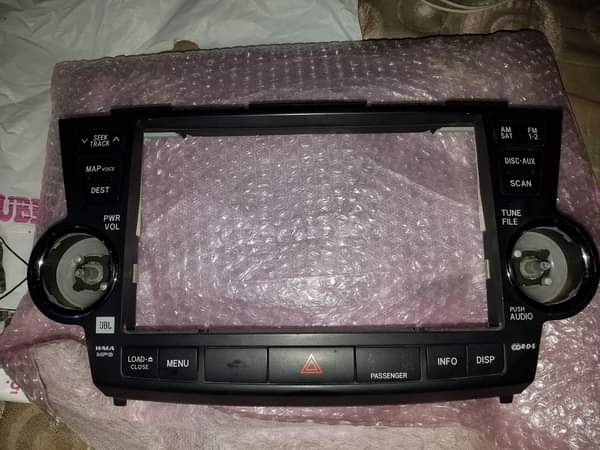 A picture of This is a highlander 2009 part just send a DM