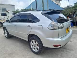 A picture of Toyota Harrier New Model