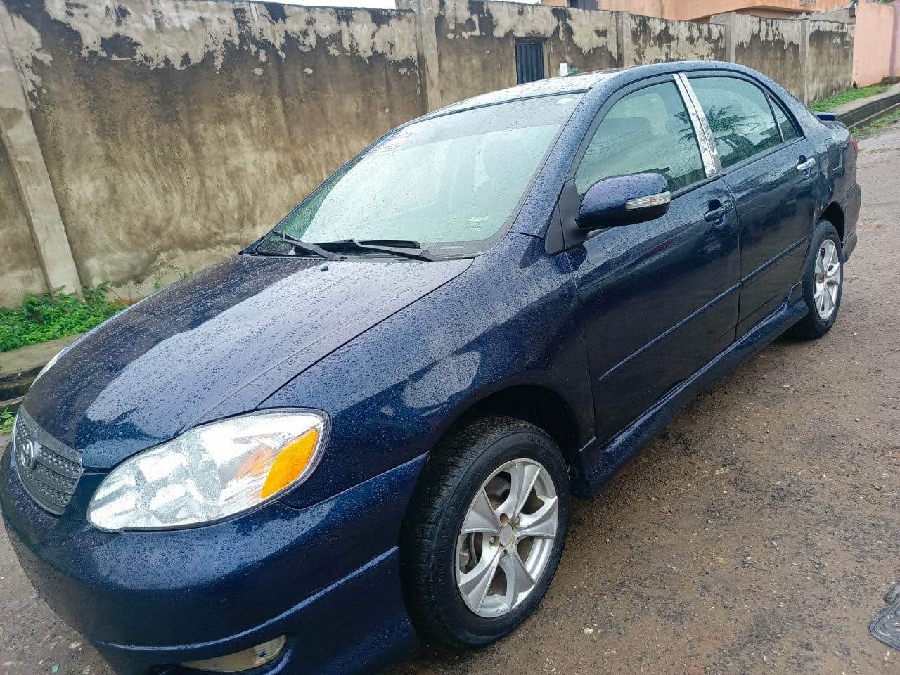 A picture of Toyota corrolla 2007