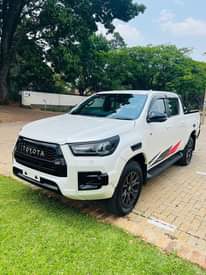 used toyota hilux