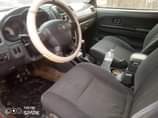 A picture of Nissan frontier 05 model