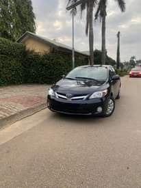 A picture of Toyota Corolla 012
