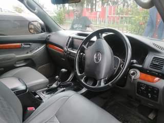 A picture of Prado for sale call me on 256751331103 or what up
