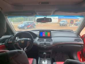 A picture of Honda Cross Tour 2011 buy and drive to any state