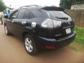 A picture of Lexus rx350 2007 model