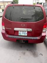 A picture of 2006 Nissan Pathfinder SE