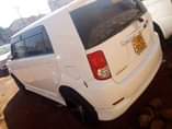 A picture of 2007 Toyota Rumion