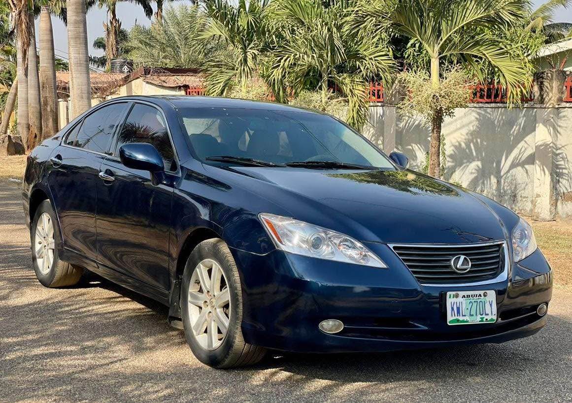A picture of 2009 LEXUS ES350