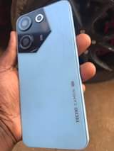 A picture of Selling tecno camon 20 pro