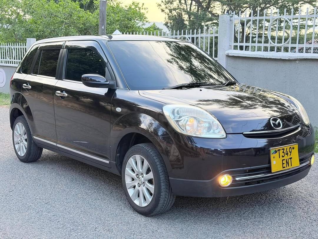 A picture of Mazda Verissa