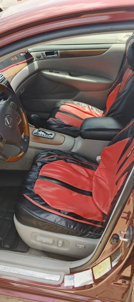 A picture of Lexus es330